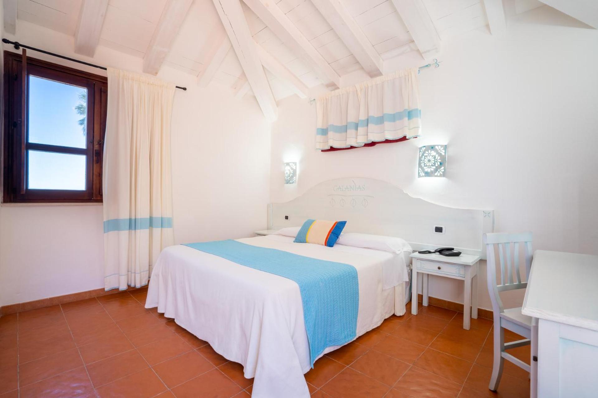 Felix Hotels - Galanias Hotel & Retreat Бари Сардо Екстериор снимка